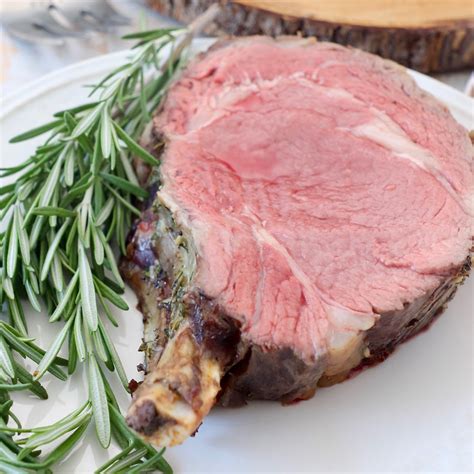 How to cut prime rib bone in