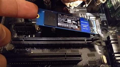 How to determine if installed M.2 SSD uses PCIe or SATA?