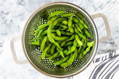 How to eat edamame. Things To Know About How to eat edamame. 