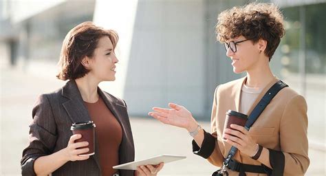 How to engage in conversation with strangers