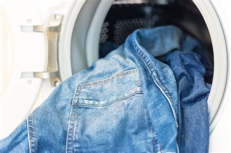 How to fade jeans in washing machine