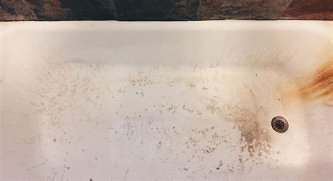 How to fix rusty bath water
