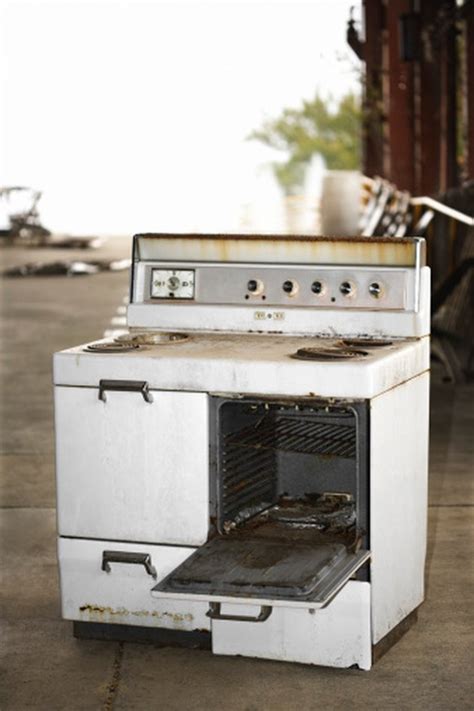 How to get rid of old appliances. Keep your old kitchen appliance out of a landfill with one of these microwave oven disposal ideas. By Deirdre Mundorf | Published Nov 24, 2021 11:50 AM. We may earn revenue from the products ... 