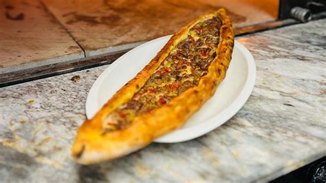 How to get to Efsane Karadeniz Pide in Beylikduzu by Bus.