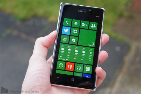How to install windows 10 on lumia 925.  While officially some models were confir...