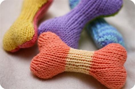 How to knit a dog bone. .  ...