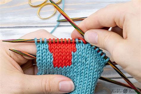 How to knit intarsia in the round Step by step tutorial [+video