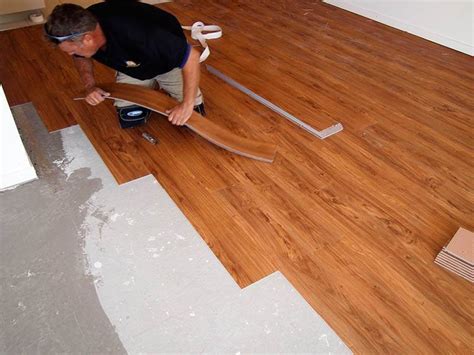 How to lay vinyl plank flooring. 3. Lay the First Row: Begin by laying the first row of vinyl planks along the chosen starting wall. Make sure to leave a small gap, usually around 1/4 inch, between the planks and the wall to allow for expansion. Use spacers to maintain this gap consistently along the entire perimeter. 4. 