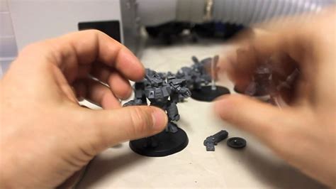 How to magnetize a Tau crisis suit - YouTube