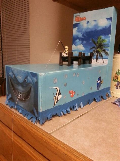 How to make a float out of a shoebox. I Created a quick and easy high school locker out of a kids shoe box I found laying around the house. It takes 5 minutes to make the locker itself and then a... 
