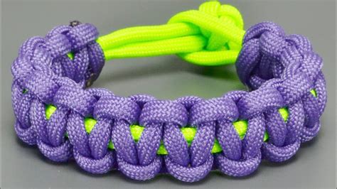 To make the bracelet you will need paracord 550, scissors and a l