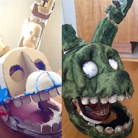 How to make a springtrap mask. The guts, acctualy pretty simple to make. No need for a torus. just use a bezier circle select the desired vert, as press alt+s. Also scott didn't unwrap the textures on the guts of the body. This is why they appear to have no bump. Also the bottom of pg's head is not filled in. And in general, pg has a very creased and lumpy shape. 