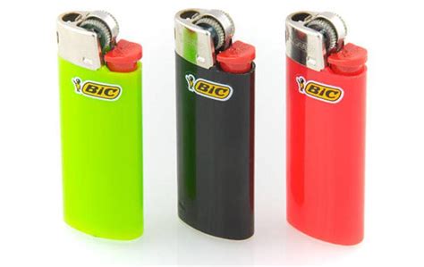 Check On Amazon. 2. Piezo Spark Ignition Lighters. This type of lighter uses a button instead of a sparkwheel. When you press the button, it hits a quart element. Quartz is piezoelectric, meaning it creates electric voltage when hit. The electric voltage is what ignites the fuel inside the lighter. Features.. 