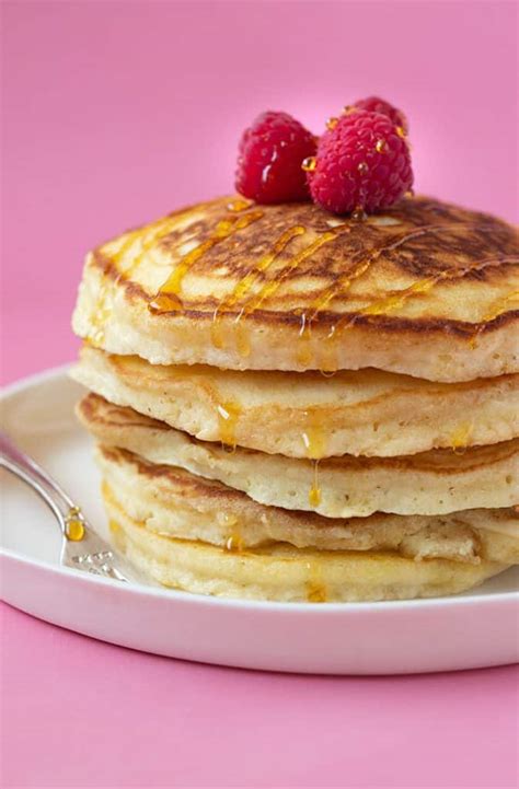 How to make fluffy American pancakes – the best recipe