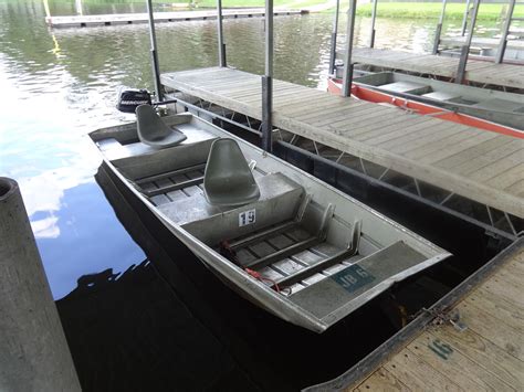 How to make jon boat more stable. Jon boats are great for fishing and leisurely trips in shallow waters and calm lakes. But if you throw a few larger boats into the mix, a few wakes here and there, and standing up to fish with all your heavy accessories … 