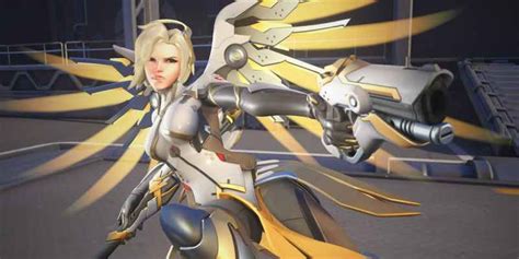 How to make mercy fly overwatch 2. 