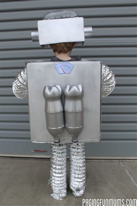 How to make the coolest Robot Costume Ever!