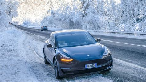 How to maximize electric car range in winter Tom s Guide
