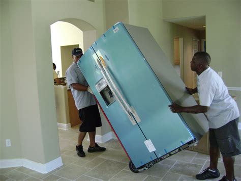 How to move a refrigerator. Step 2: REMOVE ALL ITEMS FROM REFRIGERATOR. Remove all food and drinks from the refrigerator. Put the food in another refrigerator or pack all food in coolers or dry ice. Step 3: ICE CUBE BIN – REMOVE ICE. Completely remove all ice from the ice bin. Step 4: TURN OFF TEMP CONTROLS. 