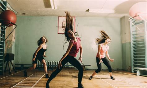 How to not look weird while dancing