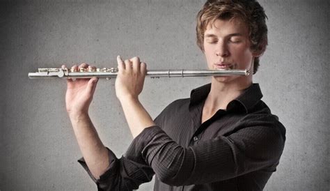 How to play flute. via YouTube Capture 