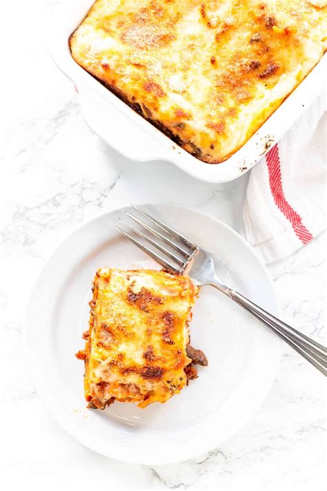 How to prepare lasagna in advance