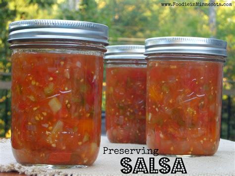 How to preserve salsa in jars