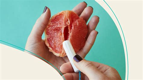 How to put in a tampon right
