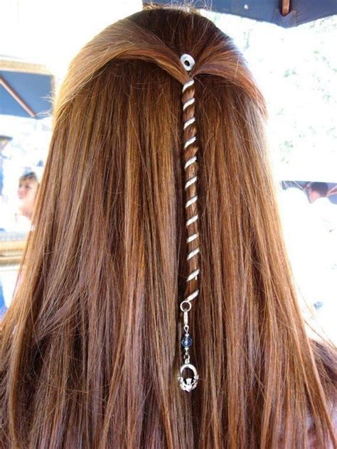 How to put in spiral hair pins