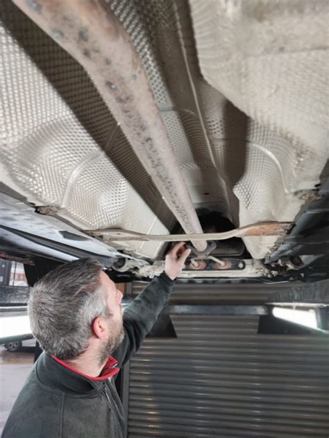 How to quiet exhaust for inspection.  Understanding Exhaust Systems Before w...