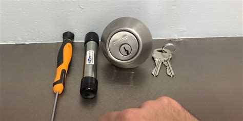 Dec 28, 2021 · Rekeying Process of a Defiant Lock You’ll need the original key to rekey Defiant lock. Aside from that, the rekeying procedure is the same as it is for any other locks. 2/4 . 