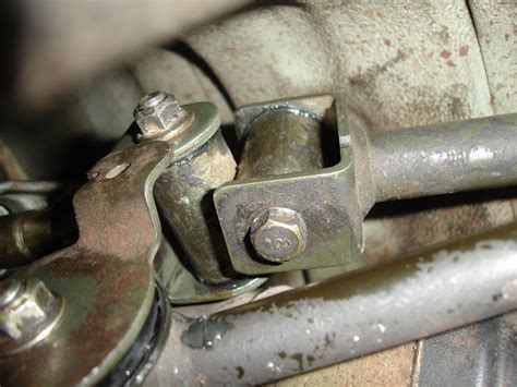 How to remove gearshift linkages from 2003 subaru outback manual gearbox. - Manuale di riparazione tgb blade 550.