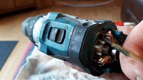 How to replace brushes on bosch hammer drill. .  Feb 26, 2012 · The string.  What worked...