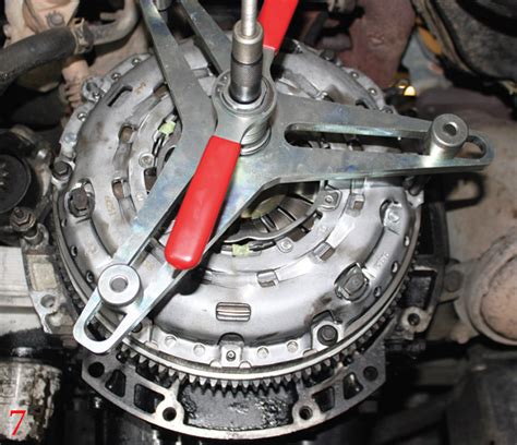 How to replace the clutch on a Ford Transit