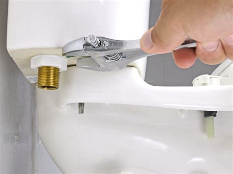 How to replace toilet fill valve. There are two main reasons why the reserve toilet tank will not fill with water: either a broken or worn toilet flap or a broken fill valve. Another simple reason that is often ove... 