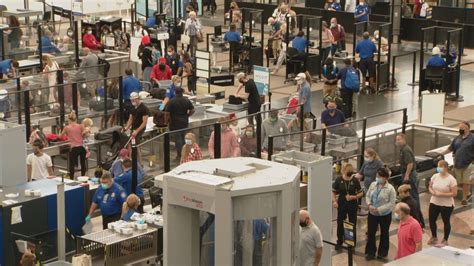 How to reserve a spot in the security line at DIA