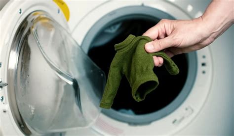How to reverse shrinkage in clothes