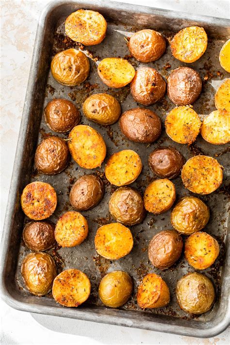 How to roast potatoes in a pan