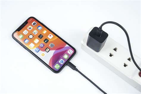 How to save charge in iphone