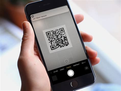 How to scan qr in iphone