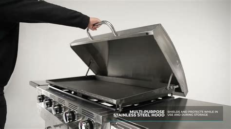 Learn how to season your new Blackstone griddle with Che