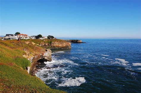 How to spend a perfect day in Santa Cruz, based on your travel style