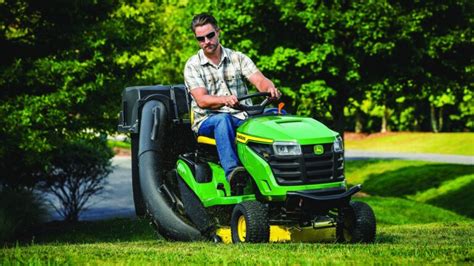 Anytime your John Deere riding mower won't start or won't move, the first thing you should check is the fuel. Before you do this, make sure the ignition switch is in the run position and pull the starter cord several times to make sure that's not the problem. The fuel filter is usually underneath the seat of your mower..