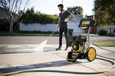 How to start a pressure washing business. Creative names are a good step toward building a strong service business brand and standing out from other pressure washing companies in your area. Try one of these creative power washing names: Amazing Aqua Washing. Aquata Exterior Cleaning. Azure Outdoor Cleaning Service. 