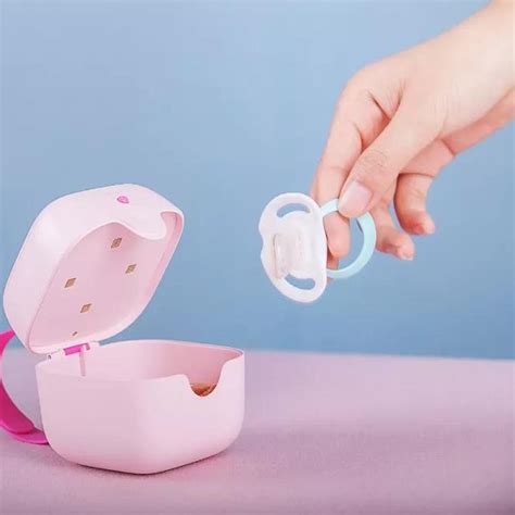 How to sterilize pacifier in microwave