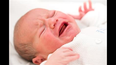 How to stop baby crying in night