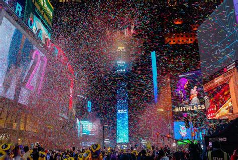 How to stream the ball drop. How to stream the 2024 New Year’s Eve Times Square ball drop online for free: Have no fear if you don’t have cable. You can watch a commercial-free webcast of the 2024 Times Square NYE ball drop on the Times Square’s official website, TimesSquareNYC.org starting at 6 p.m. ET. 