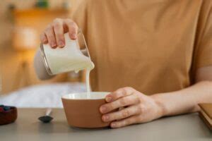 How to tell when milk is scalded