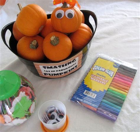 How to throw an EASY Halloween party on the CHEAP!!!! A girl and a