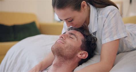 How to touch a man in bed